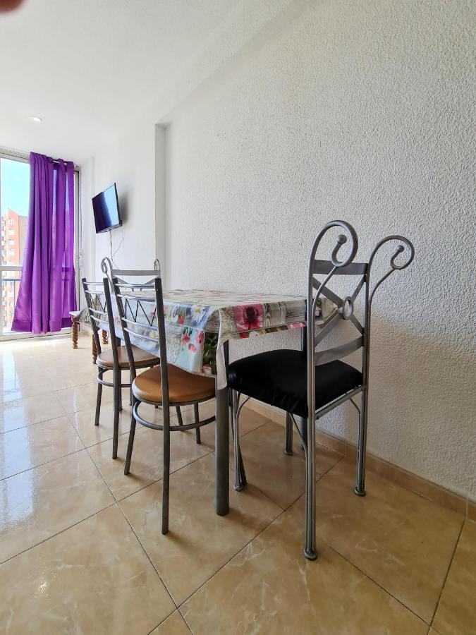 Apartamento Esturion Apartment Benidorm Bagian luar foto